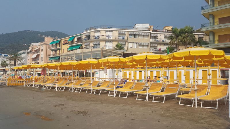 Alaxi Beach