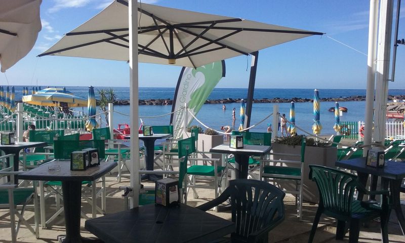 Beach Bar Giardino