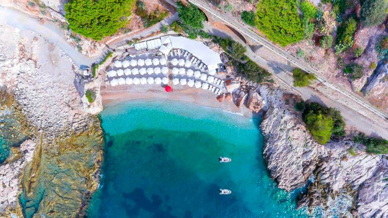 La Spiaggetta Dei Balzi Rossi