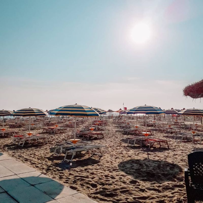 Aurora Beach & Suite