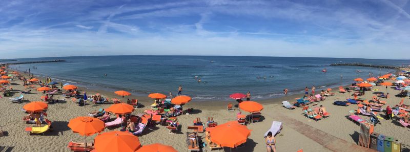 Altamarea Beach