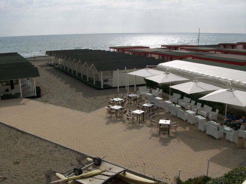Barka Bar