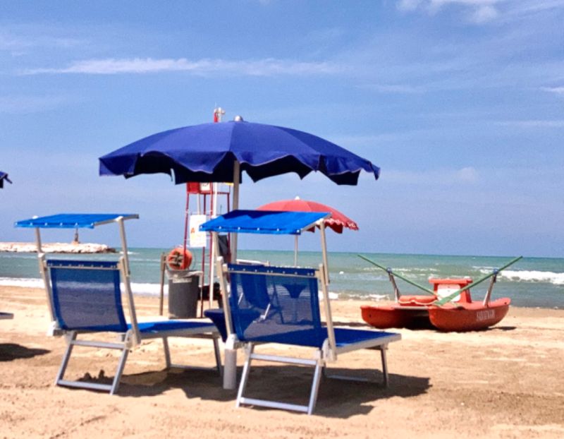 Golden Beach Bar