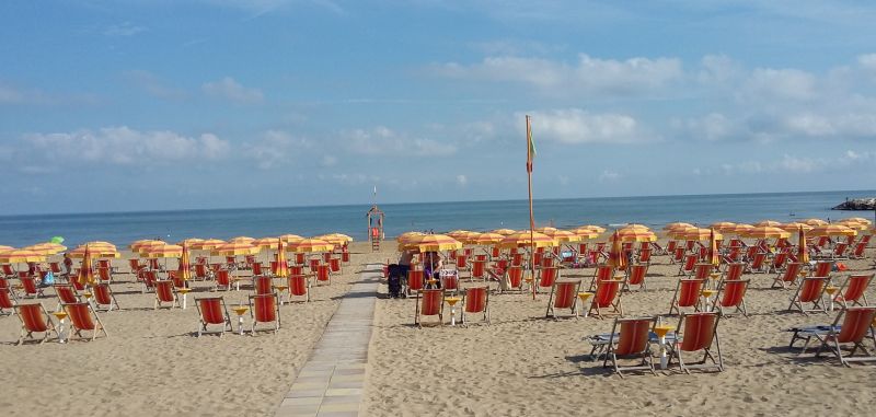 Golden Beach Bar