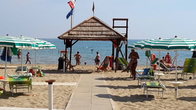 Lido Tricheco Beach