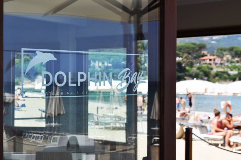 Dolphin Bay Snack Bar