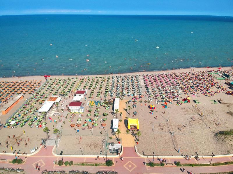Stabilimenti Balneari Serenella & Bellarosa