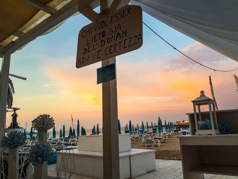T-Beach Mezzaluna