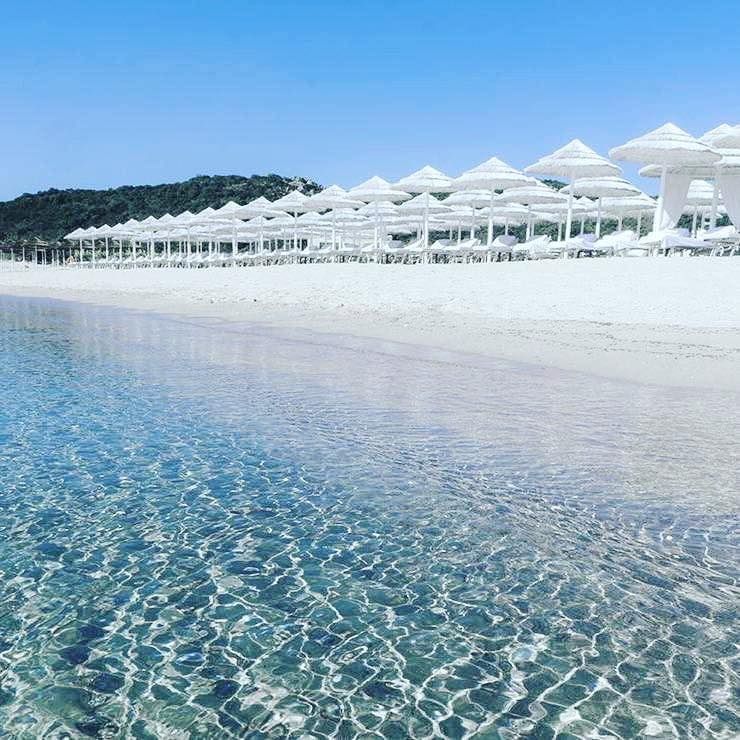 White Beach Club