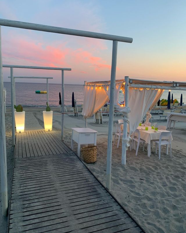 Dvne Beach Club