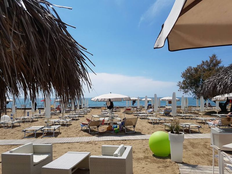 Baja Blanca Beach
