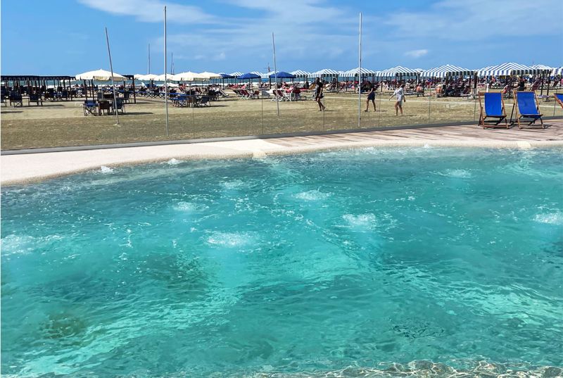 Faruk Beach Club