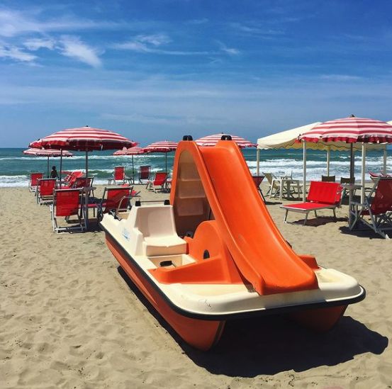 Bagno Conte Grande Beach