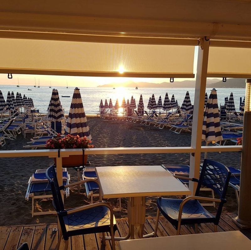 La Lampara Beach