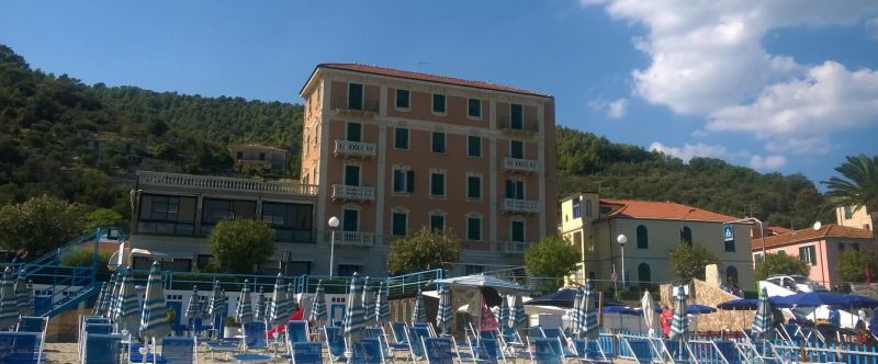Hotel-Bagni Monique Noli