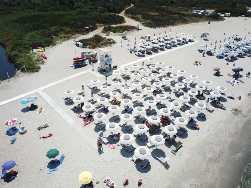 Maestro Mare Beach Service