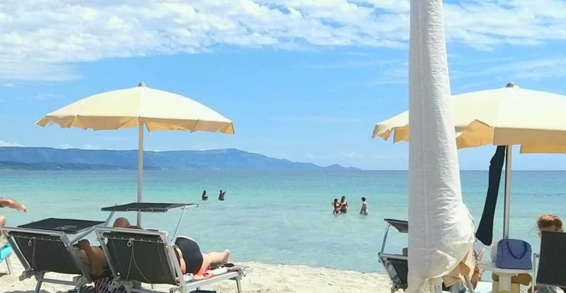 J&B Le Bombarde Beach