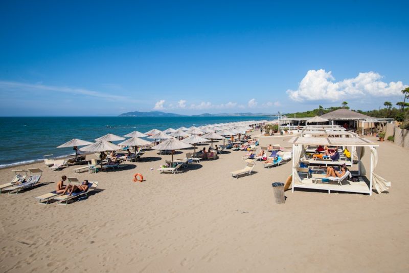 Il Tramonto Beach