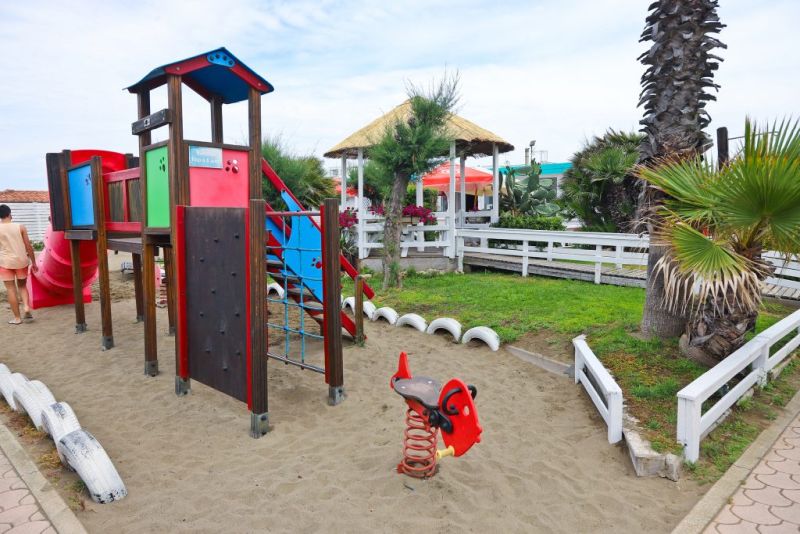 Bungalow Beach
