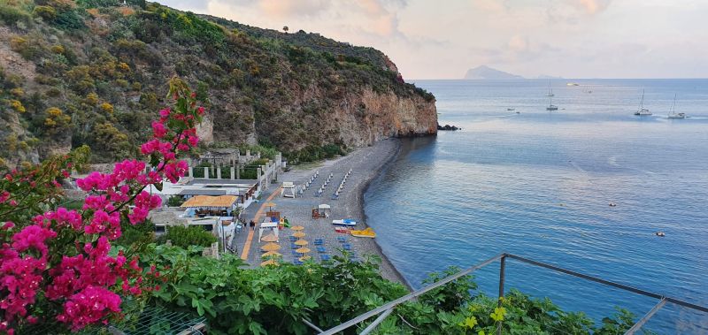 Lido Blu Lounge