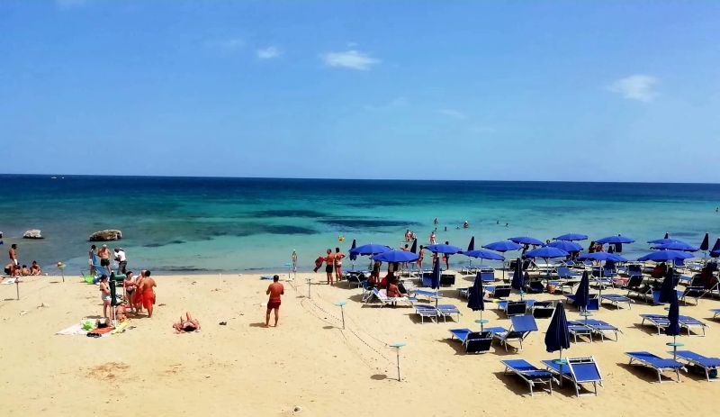 Isola Blu
