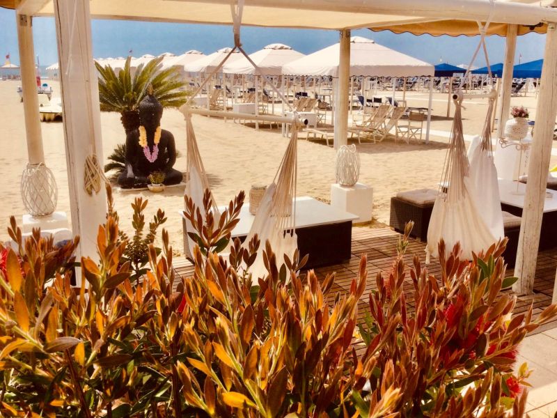 Danio Beach Club