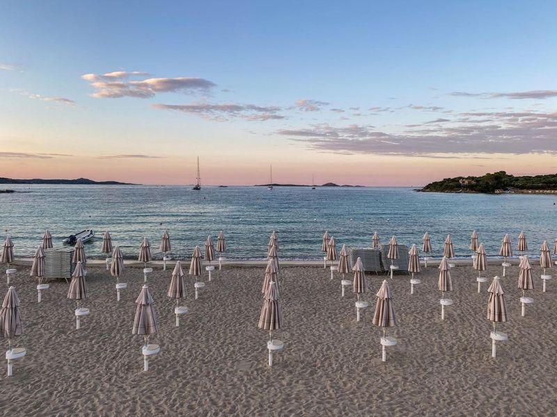 Ira Beach Club