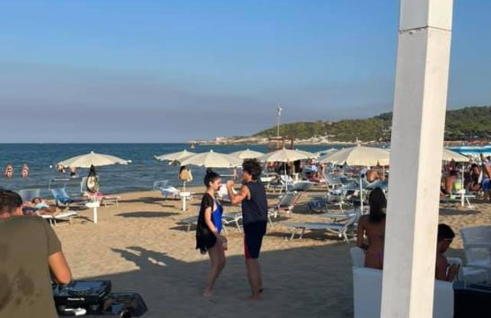 Arvini Beach Club