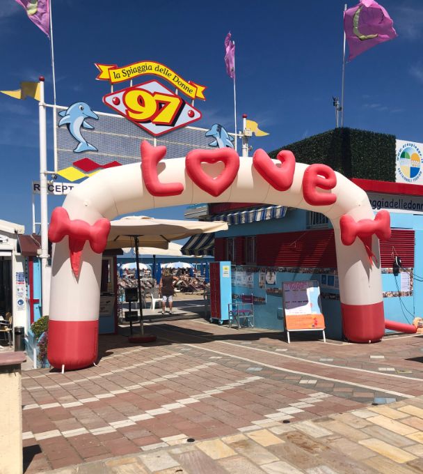 La Spiaggia delle Donne 97