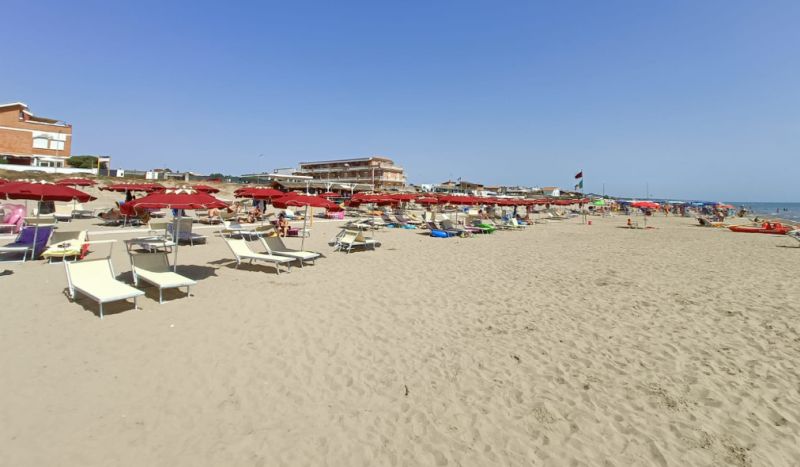 L'Aurora Beach