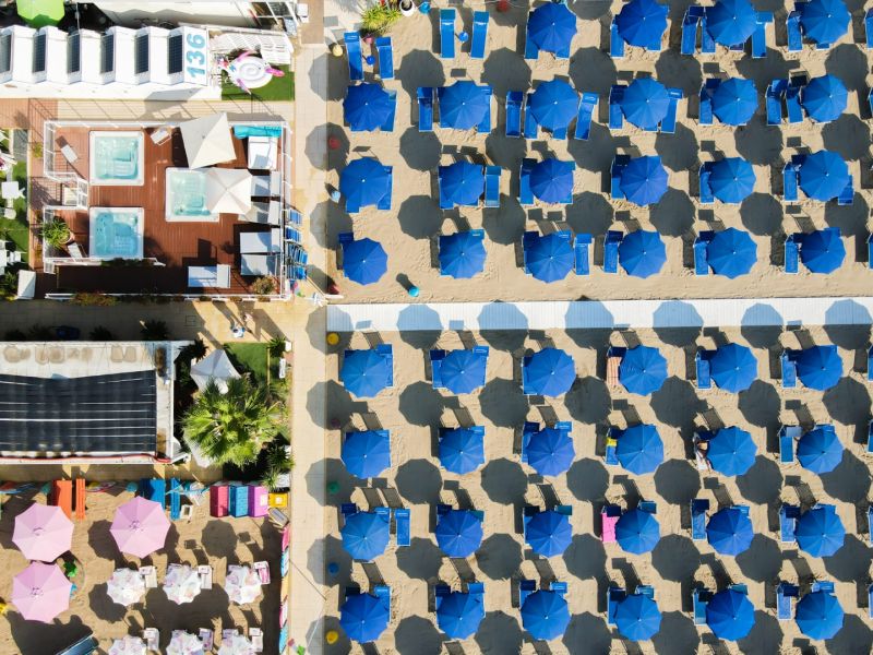 Marano Beach 135-136