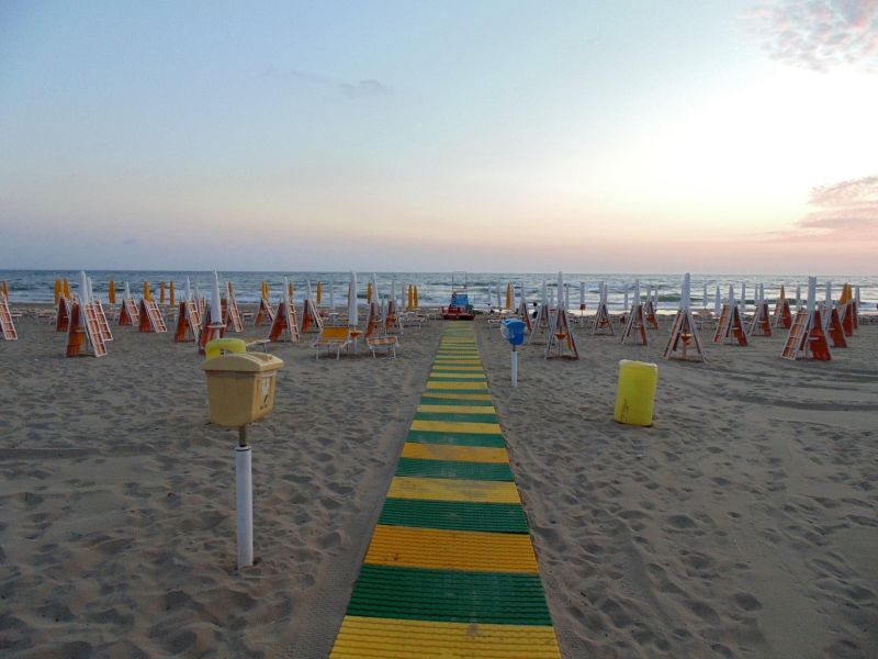 Lido Onbesonne Beach