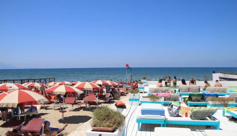Partenope Beach
