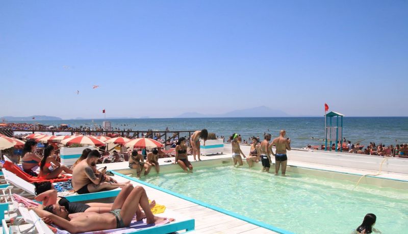 Partenope Beach