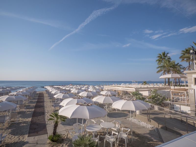 Villa Beach