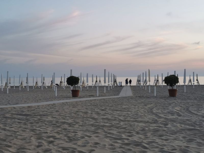 Lido Mec Beach