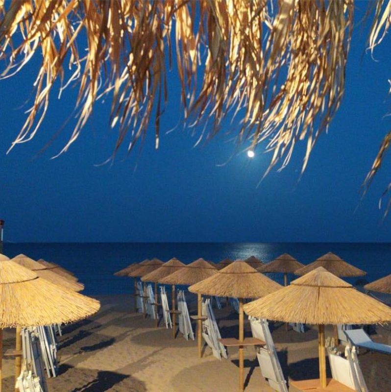 Joy Beach Avola