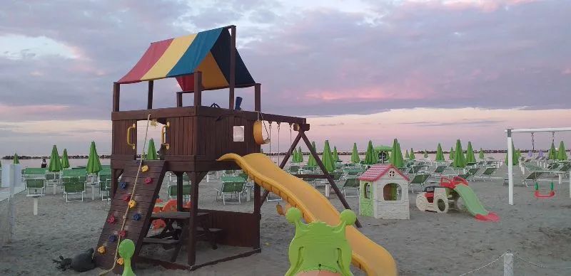 Marina Di Levante 91-92
