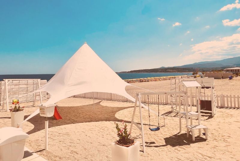 Brondi's Beach
